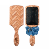 WET BRUSH Naomi Model Paddlel Detangler (Herringbone) WET BRUSH 渡邊直美宽版按摩气垫防打结魔法梳 (木质设计款) - Image 4